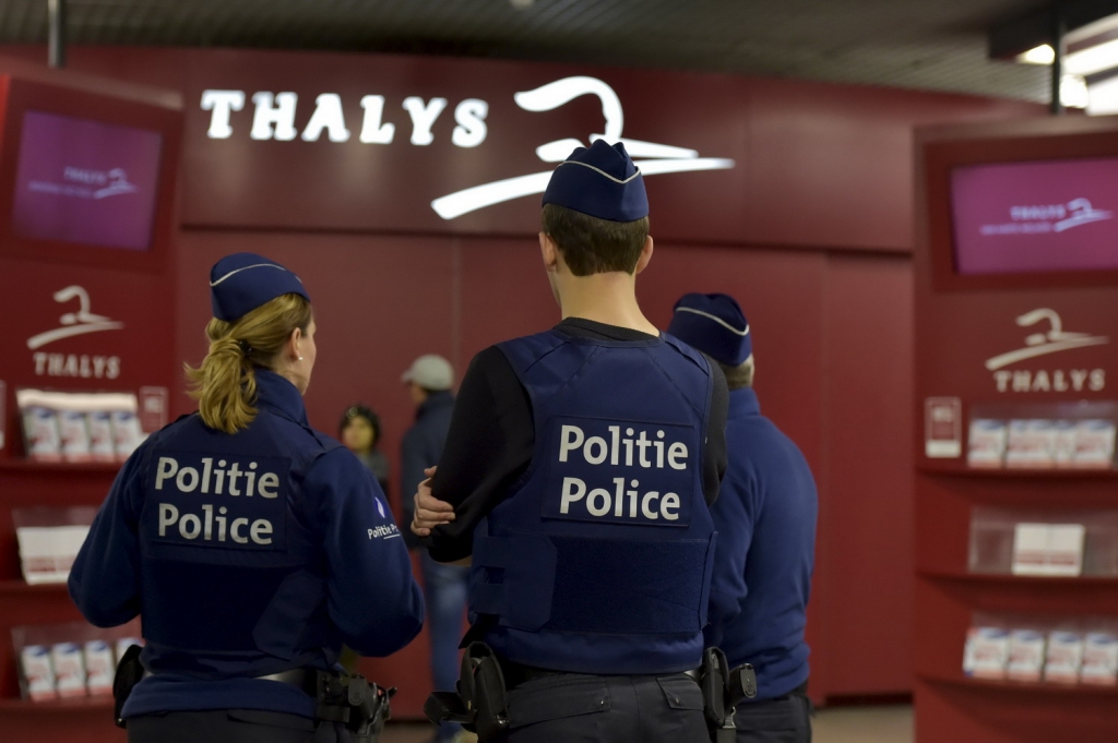 Belgium imposes frontier checks with France after Paris attacks