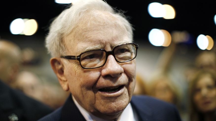 Berkshire Hathaway's Profit Surges on Big Investment Gain