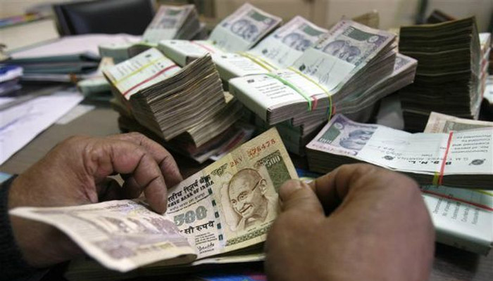 7th Pay Commission No annual increment for non-performing employees says panel