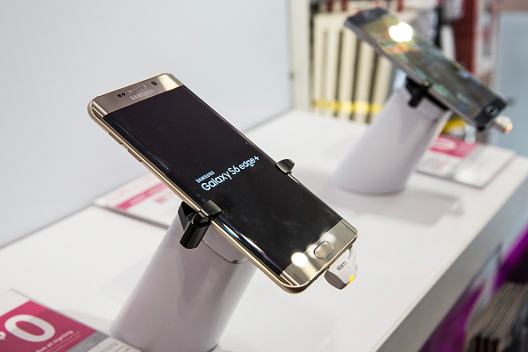 Samsung Galaxy S6 Edge And Galaxy Note 5 Go On Sale