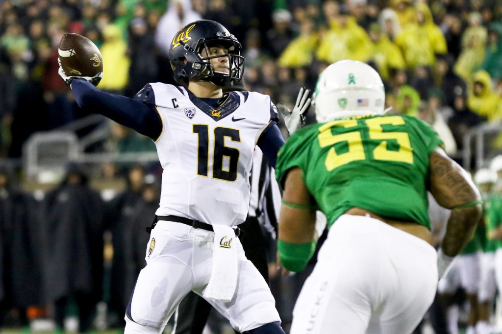 California quarterback Jared Goff throws the ball during the first half of an NCAA college football game against Oregon Saturday Nov. 7 2015 in Eugene Ore