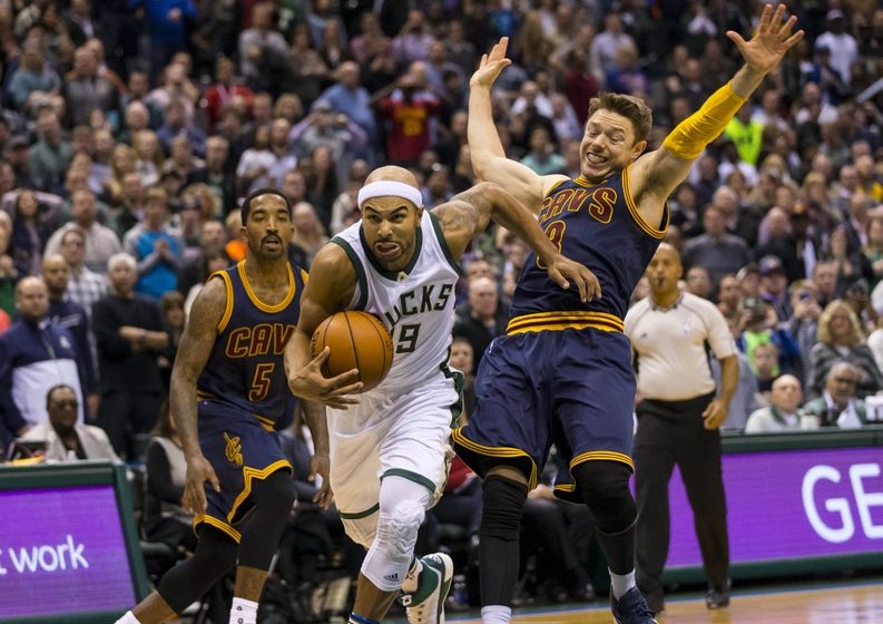 Milwaukee Bucks Snap Cavaliers’ 8 Game Streak In 2OT