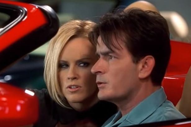 Jenny McCarthy Speaks On Charlie Sheen HIV News, Wishes He Disclosed Status