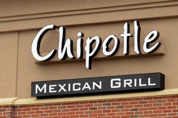 Chipotle closes dozens of locations as more confirmed E.coli cas - ABC-7.com