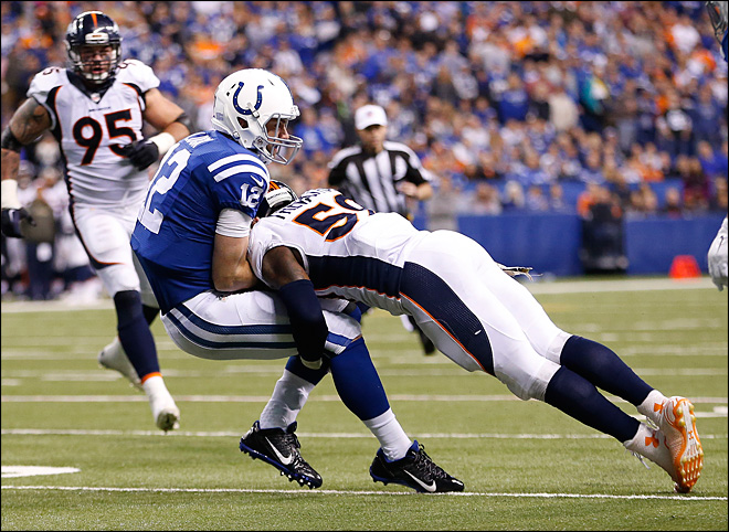 Colts QB Luck out 2-6 weeks with lacerated kidney