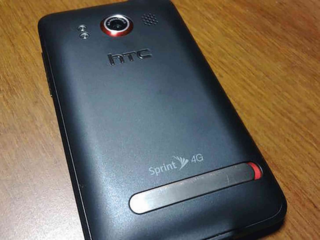 Sprint HTC Evo 4G rear large