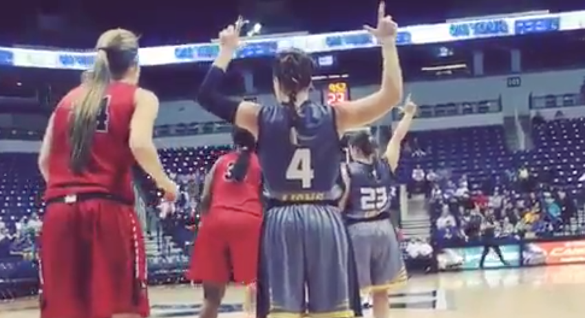 Mount St. Joseph honors Lauren Hill perfectly during game