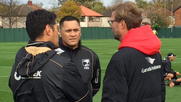 Jurgen Klopp watched the Kiwis train and discussed training methods with Stephen Kearney and David Kidwell