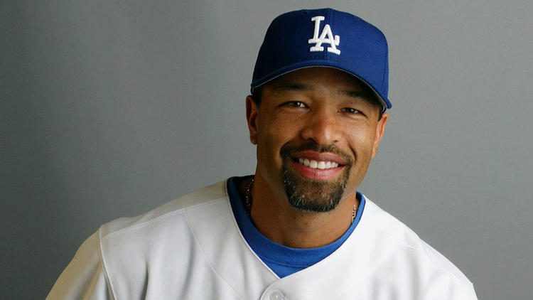 Dave Roberts shown in 2003 became an established player with the Dodgers from 2002 to 2004