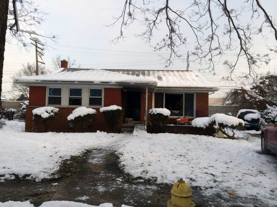 Police and and fire personnel were called to this home in the 20500 block of Bentley at about 2:50 a.m. Monday Nov. 23 2015 where they found a 91-year-old man dead following a fire. Police say his death is being investigated as a homicide. (Holly Fou