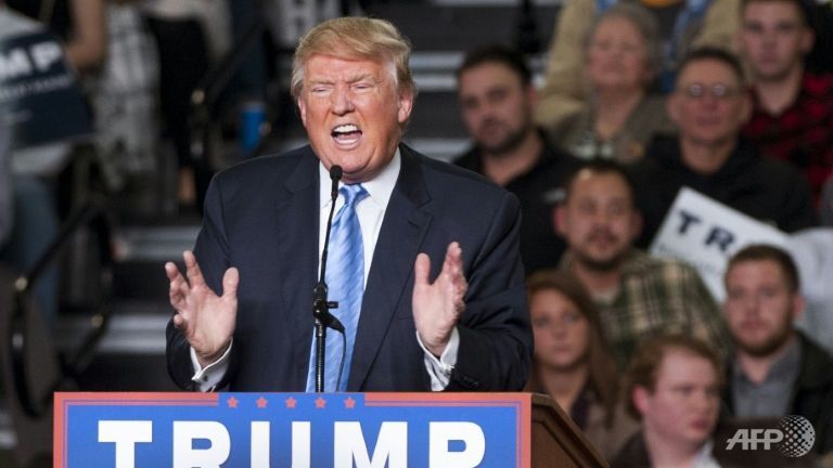 Dozens line up for Donald Trump rally in Sarasota