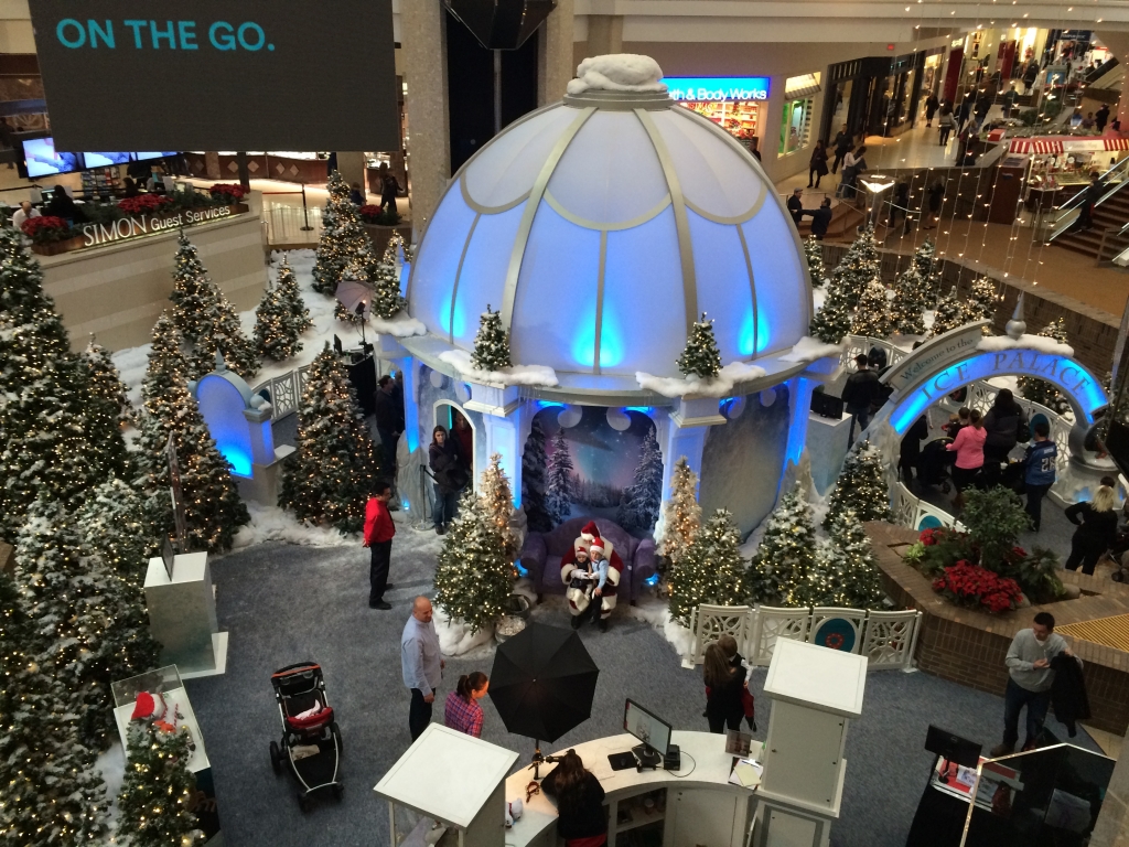 2014 Woodfield Santa Set