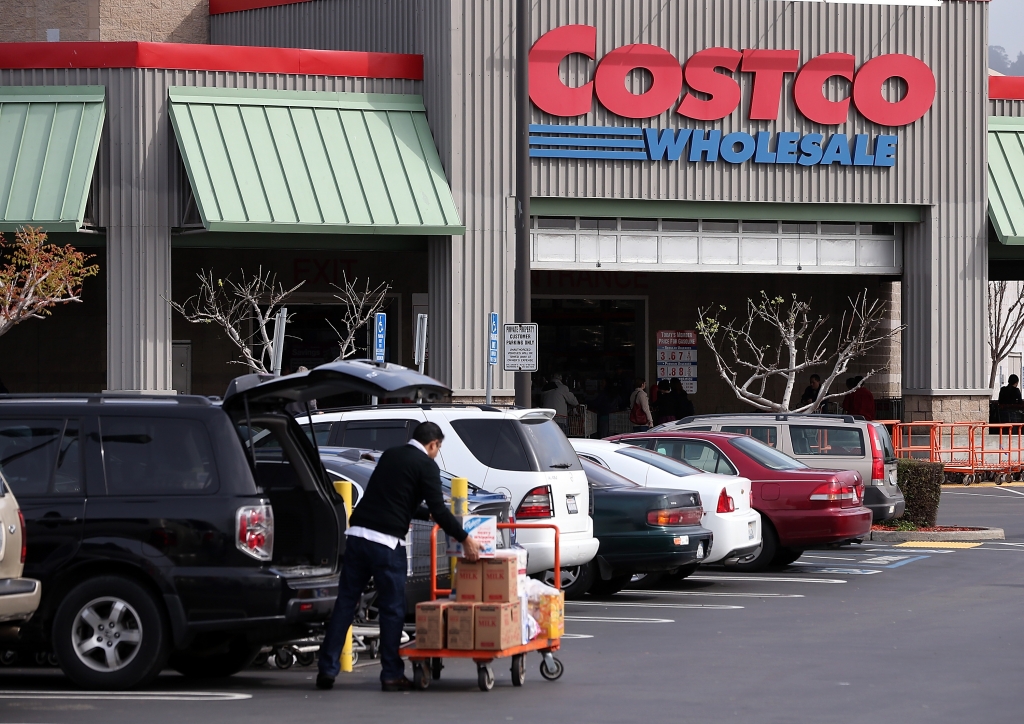 19 people ill in E. coli linked to Costco chicken salad