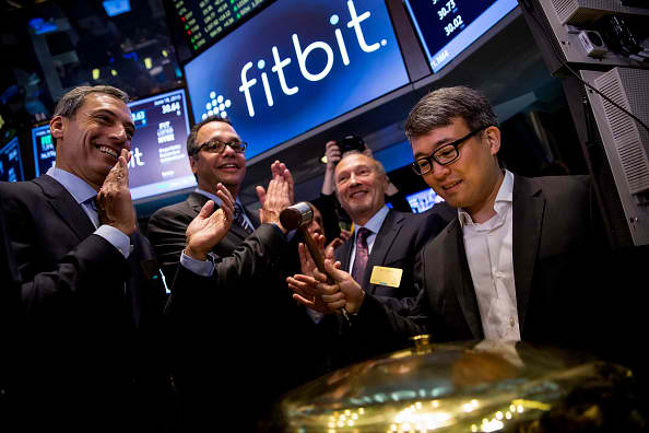 Fitbit Jawbone Revenue Lawsuit shares growth Q3 revenue stocks forecast capital financial report shareholders fitness trackers