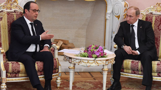 Francois Hollande and Vladimir Putin