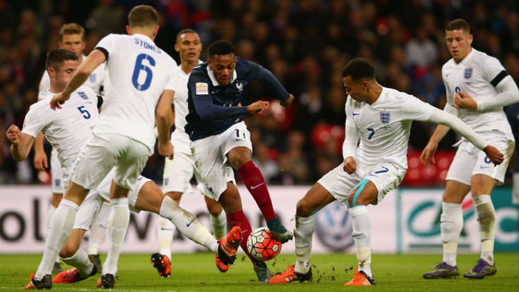 Fraternité the victor as France fall in England