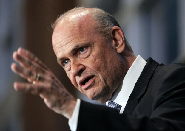 Fred Thompson: Actor and ex-US senator and film actor dies