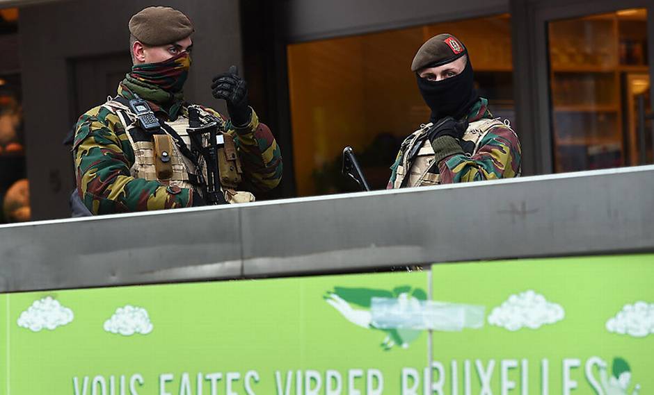 Paris attacks: Suspect quizzed, Brussels still in lockdown