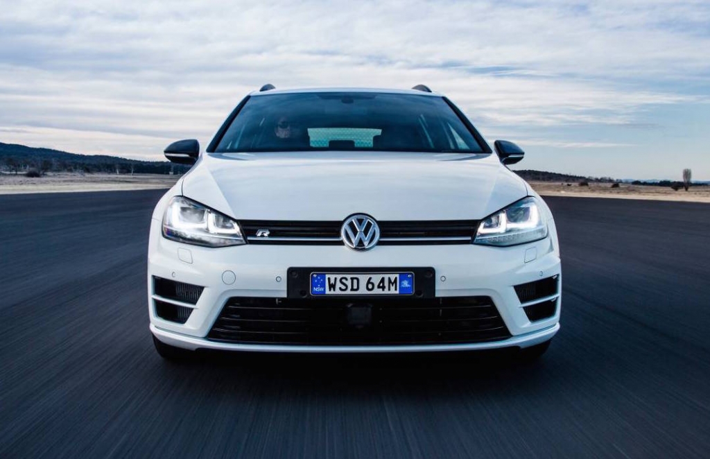 Volkswagen Golf front end