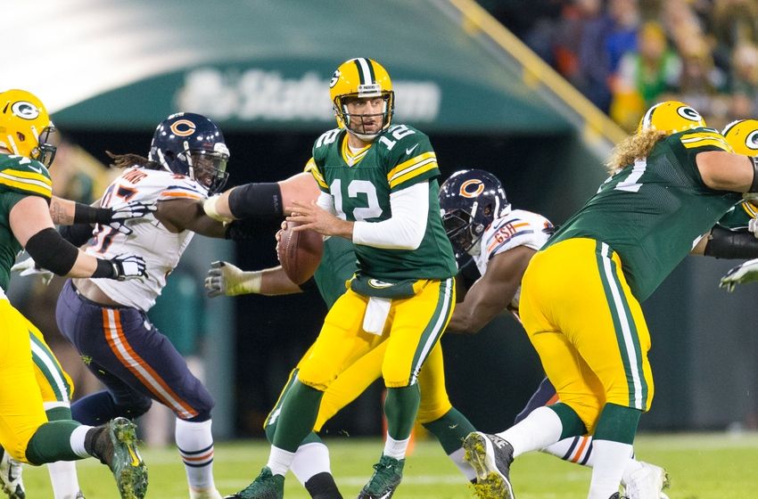 NFL Thanksgiving Game Picks Chicago Bears at Green Bay Packers