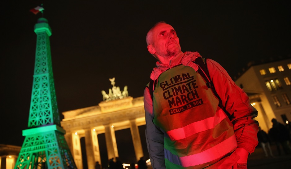 Climate change conference in Paris begins 2015