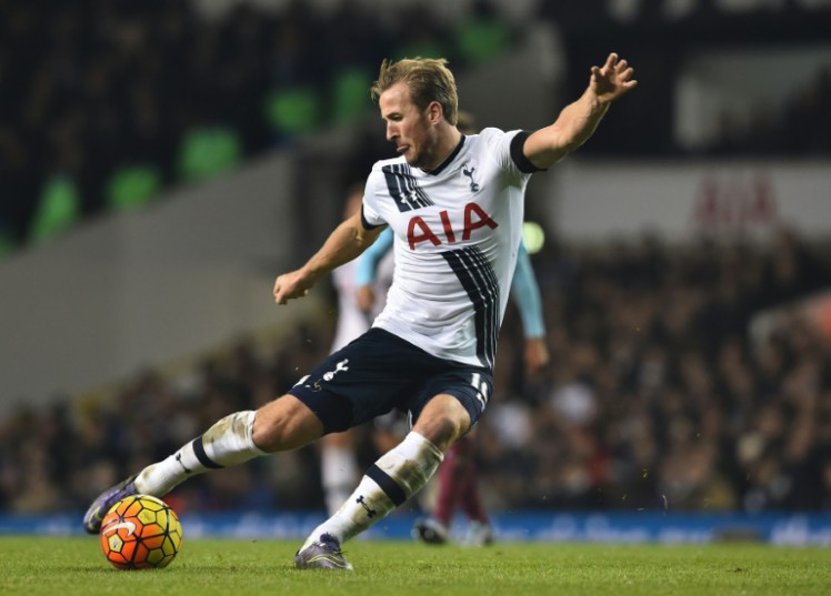 AFP  Ben Stansall Tottenham Hotspur's striker Harry Kane takes an unsuccessful shot during the match between Tottenham Hotspur and West Ham United at White Hart Lane in north London