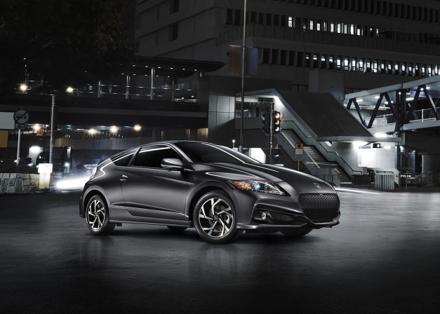 The 2016 Honda CR-Z gets updated and carries on into the 2016 model year