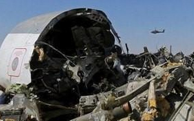 Islamic State group says bomb downed Russian plane