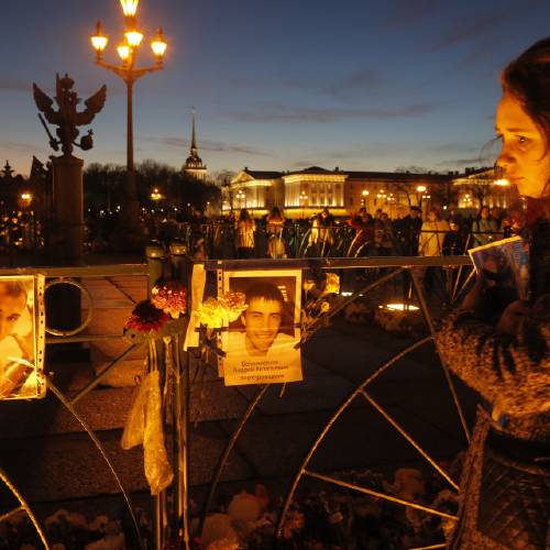 Russia Tuesday Nov. 3 2015. Mourners continued to come to St. Petersburg's Pulkovo airport and Dvorts