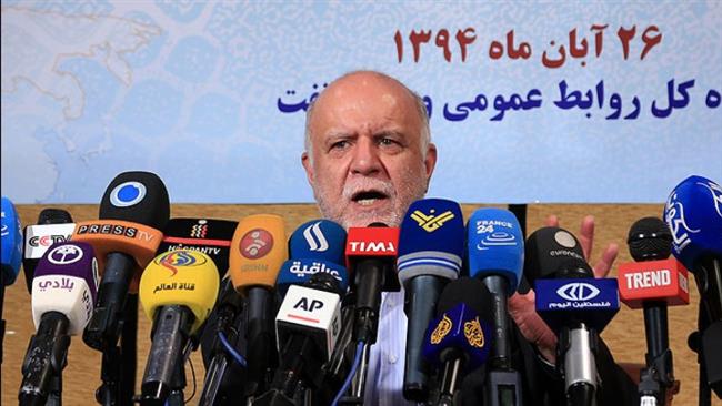 Iran's Oil Minister Bijan Zangeneh takes part in press conference explaining Iran's oil policy in post-sanctions era Tehran