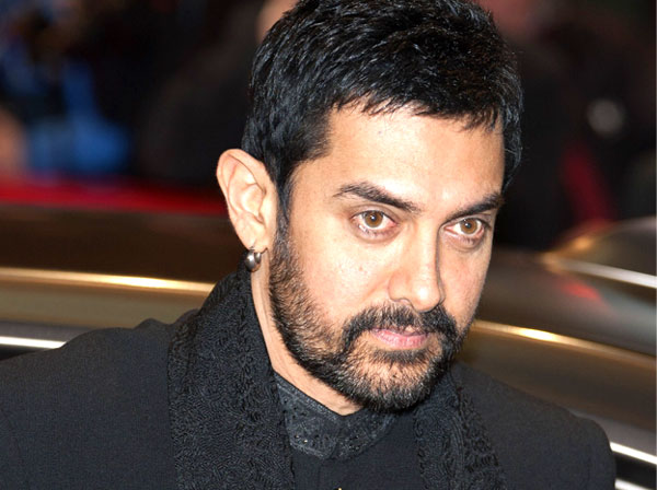 Aamir Khan collapses during film shoot, rushed to hospital