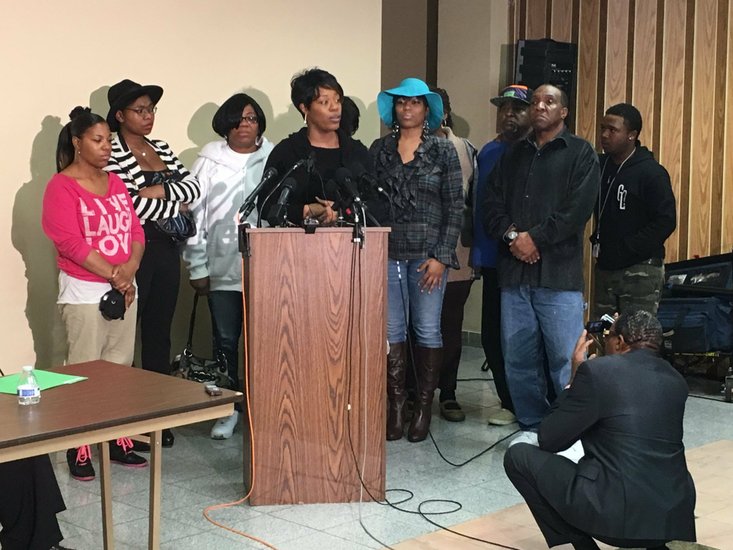 The two Minneapolis police officers involved in the fatal shooting of unarmed Jamar Clark are seven-year veterans who joined that