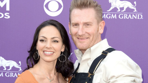 Joey and Rory to Release 'Hymns' Album