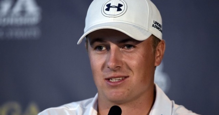 Australian Open: Jordan Spieth struggles with wind