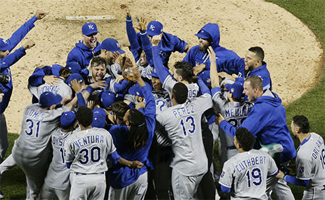 Royals reign after meeting Mets in World Series