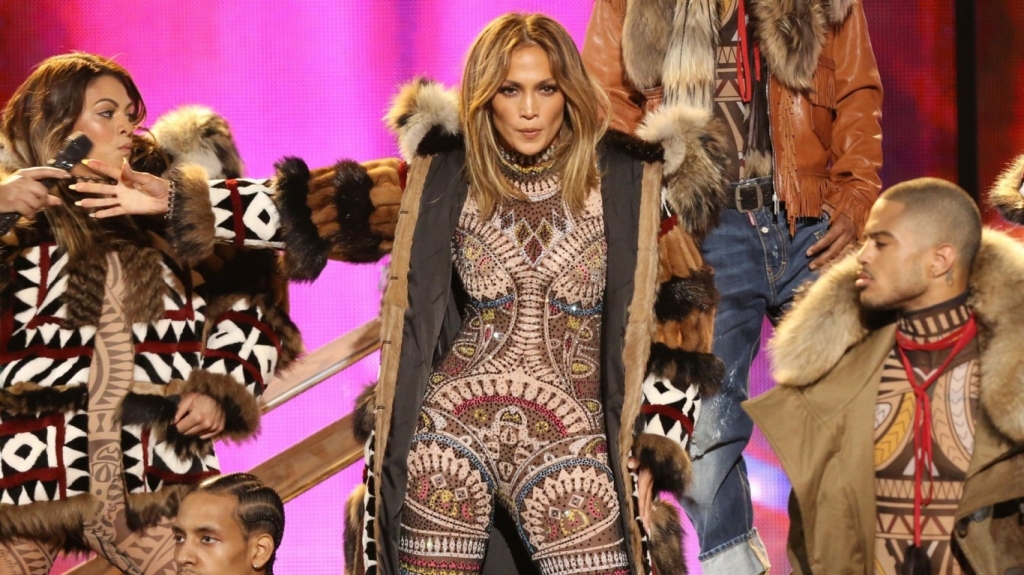 Kermit Clueless and J-Lo's booty Here are 7 must-see moments from the American Music Awards