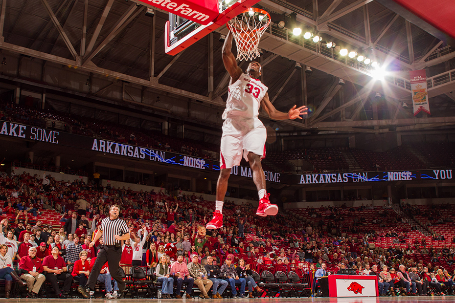 Hogs host Jaguars to tip off season