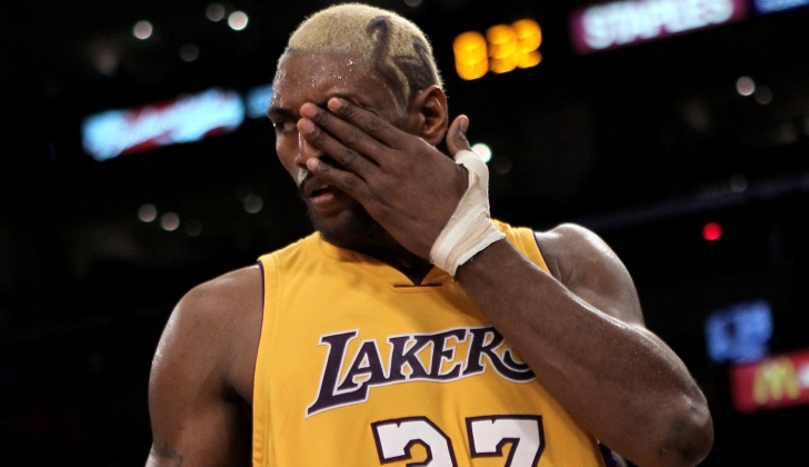 Metta World Peace Doesn’t Have Time For Your Blurry Vision