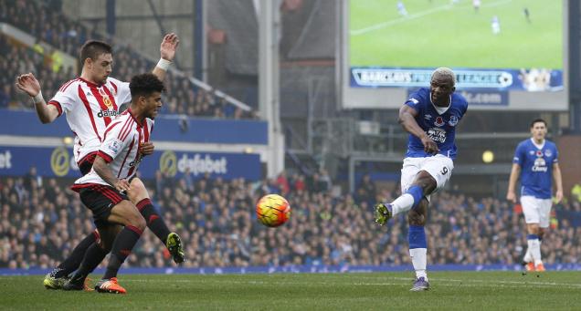 Everton 6-2 Sunderland: Kone Hat- Trick Sees Off Black Cats