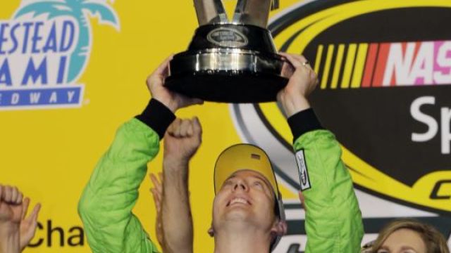 Kyle Busch wins his first NASCAR Sprint Cup Series title