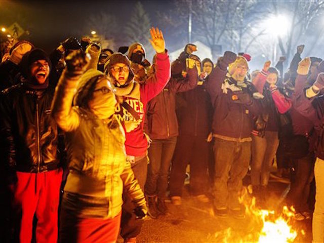 Civil rights leaders, police differ over protest response after death of Jamar