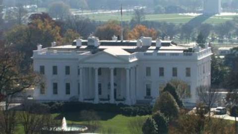 Secret Service Apprehends Man Who Jumped White House Fence story image