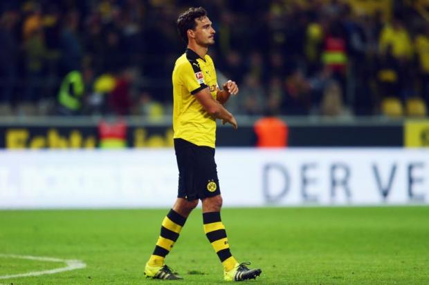 Transfer report Mats Hummels back on Manchester United's radar as Dortmund star prepares to quit club