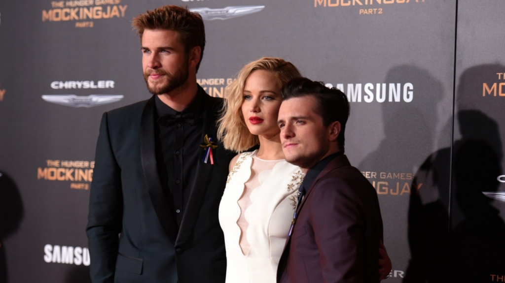 Mockingjay- Part 2 takes more than 100 million dollars at box office- but doesn't match up to previous Hunger Games films