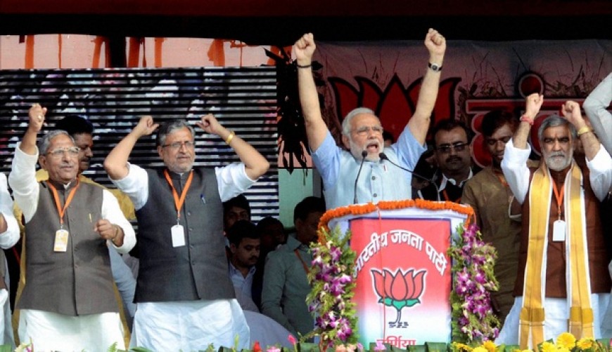 Modi targets Sonia over anti-Sikh riots