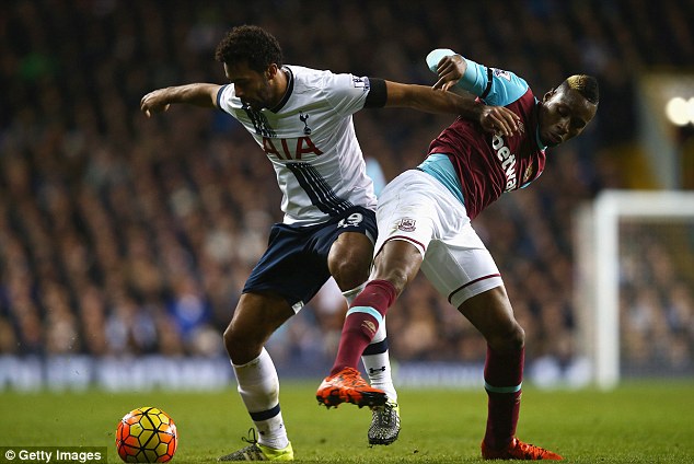 Mousa Dembele's fine form for Tottenham looks likely to lead to a new contract in the near future