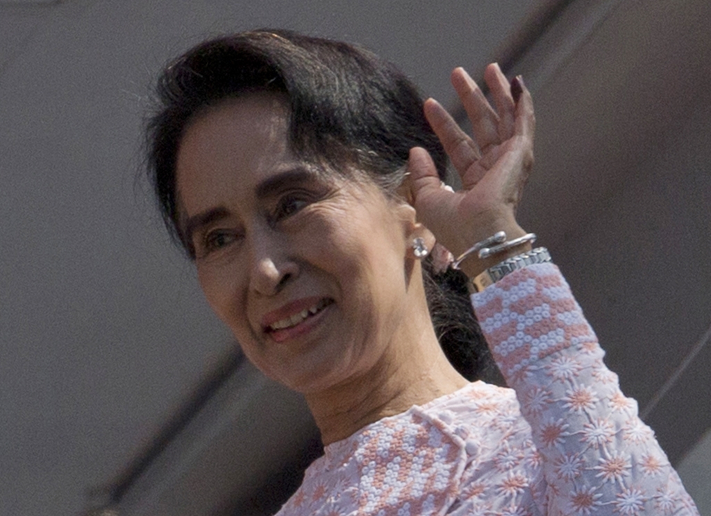 Myanmar government promises peaceful power transfer