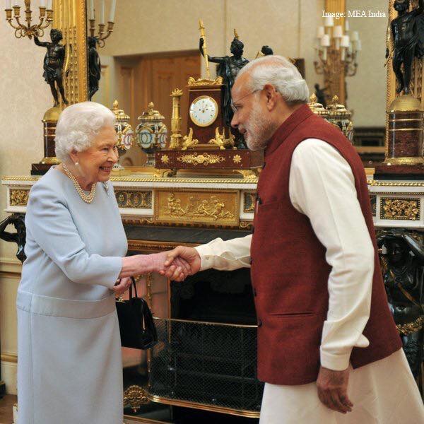 Modi-Queen-Elizabeth