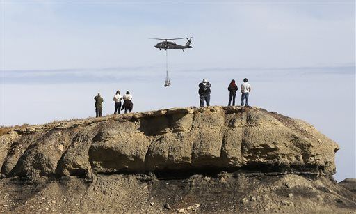 National Guard airlifts dino fossils out of wilderness