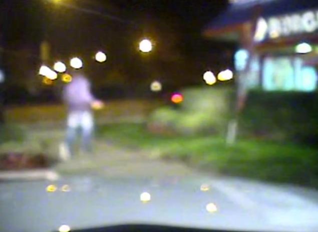 New video showed Laquan Mc Donald running away from Jason Van Dyke's squad car just before he was shot and killed